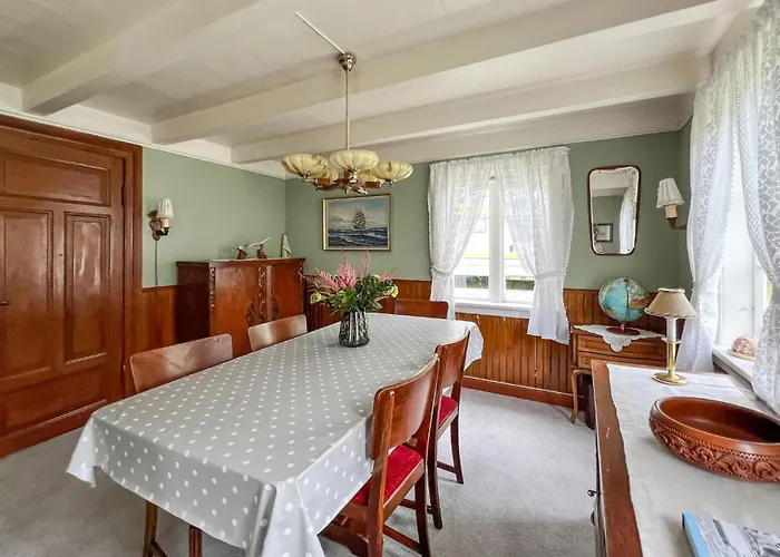 Σπίτι διακοπών 2 Bedroom Beautiful In