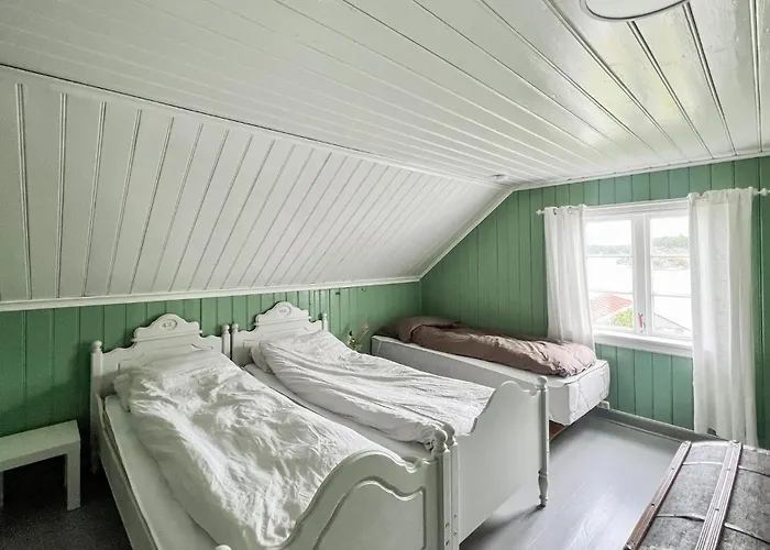 2 Bedroom Beautiful In Σπίτι διακοπών
