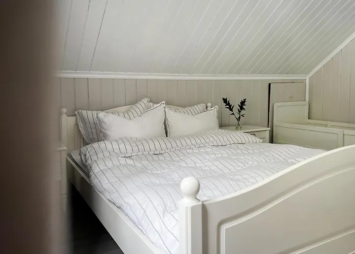 2 Bedroom Beautiful In * Hovag